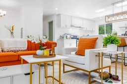 Bothell Family Friendly Modern Home, 2 AC, I405