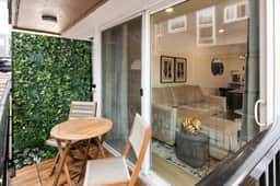 Brand New 2BR Queen Anne Condo, Designer's Taste