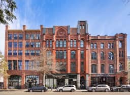 Historic DT Loft w/ 16ft Ceilings, Garage &97 WS!