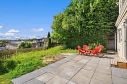 Queen Anne Basement, Sun Soaked Yard, Elliott bay