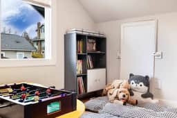 Sunny 3BR Home Near UW & Children Hospital, Gym