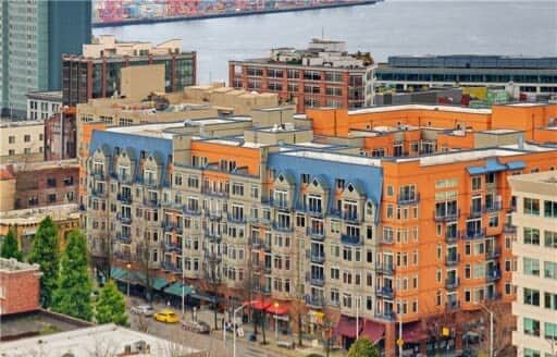 DT Designer's 2BR Condo Parking, Tub, Pool - 99 walk score