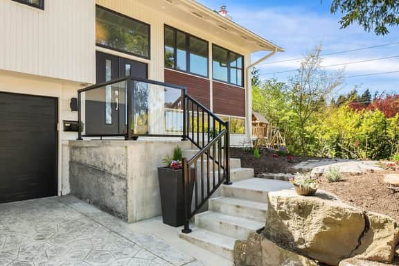 Family-Friendly Modern Home,Mercer Island, Garden