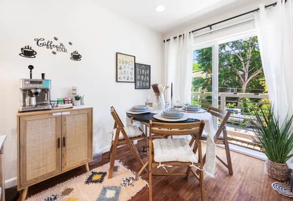 Green Lake 3BR Retreat, Rare Large Garage