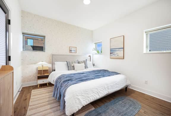 Ocean-Inspired 3B Modern Retreat w, Kids Room