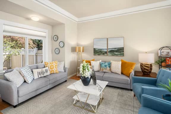 Queen Anne Retreat with Bay Views, Dining & Shop