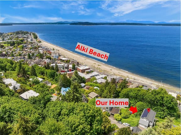 Luxury 6 BR Mansion w, Water Views & Walk to Beach