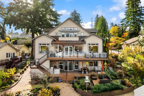 Serene Waterfront Escape w, Amazing View & Hot Tub