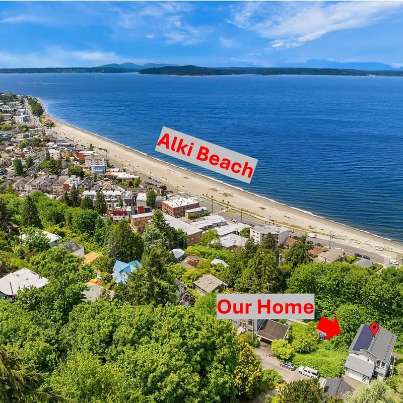 Luxury 6 BR Mansion w, Water Views & Walk to Beach